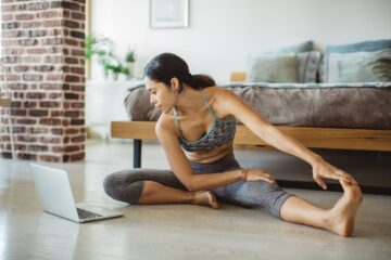 10 Minute Yoga Routine: Quick Zen for Busy Lives